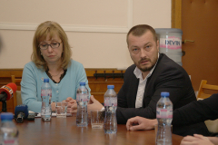 ЗАПОЧНА ОСНОВНИЯТ РЕМОНТ НА ПОКРИВА НА БИБЛИОТЕКАТА