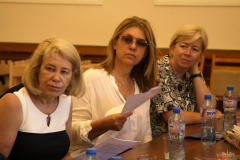 ПОСЛАНИЦИ  И СЪПРУГИ НА ДИПЛОМАТИ НА ГОСТИ В НАЦИОНАЛНАТА БИБЛИОТЕКА