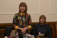 ПОЕТЕСАТА ТАНЯ СИМЕОНОВА РИСУВА ЛЮБОВ