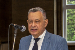 Националната библиотека с дарение от Посолството на Украйна у нас