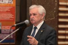 НОВ РОМАН НА АКАД. ЛИХАНОВ БЕ ПРЕДСТАВЕН В БИБЛИОТЕКАТА