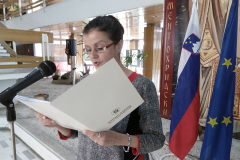 ИЗЛОЖБАТА “КНИГИ, ПОСОКИ, ПУБЛИКИ” ГОСТУВА В СКОПИЕ