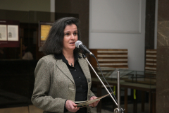 ЕНОТЕКАТА ВЛЕЗЕ В БИБЛИОТЕКАТА