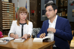 В ГЛАВНАТА РОЛЯ – СВЕТОСЛАВ ИВАНОВ