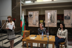 ЛИТЕРАТУРНОТО ТУРНЕ НА ИВИНЕЛА САМУИЛОВА ЗАПОЧНА ОТ НАЦИОНАЛНАТА БИБЛИОТЕКА