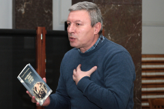 Представяне на новата поетична книга на Румен Попстоянов „Понякога пиян ковач е Бог“