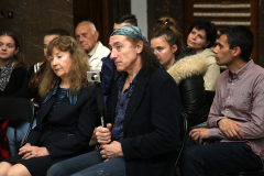 РАЗЛИЧНИЯТ ПОЕТ НИКОЛАЙ МИЛЧЕВ