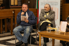 Кирил Мерджански представи „Избрани епитафии от залеза на Римската империя“ в  клуб „Писмена“