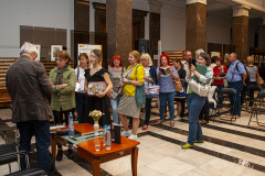 Клуб „Писмена“ посрещна Калин Донков и неговата книга „Никой на прага. Избрано“