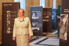 Изложба в памет на Нобеловия лауреат  за литература Шеймъс Хийни