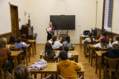 Клуб „Писмена“ представи „Ропотами в Ропотамо и други речни същества“ от Юлия Дивизиева