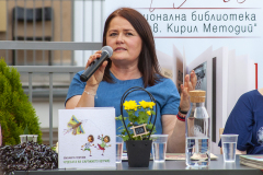 Националната библиотека отбеляза началото на учебната година с книга от българска писателка от Цариброд