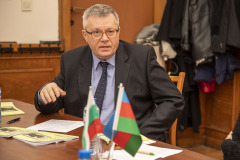 В Национална библиотека “Св. св. Кирил и Методий” бе представен първият официален превод на „Хамсе“ на български език на великия азербайджански поет Низами Гянджеви