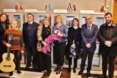 Националната библиотека откри кът на Куба с книги за историята, традициите, културата и литературата на страната