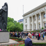 Националната библиотека отпразнува своя троен празник с Голямата диктовка „Пазител на българския език“ и изложбата „Непознатият „Рибен буквар“