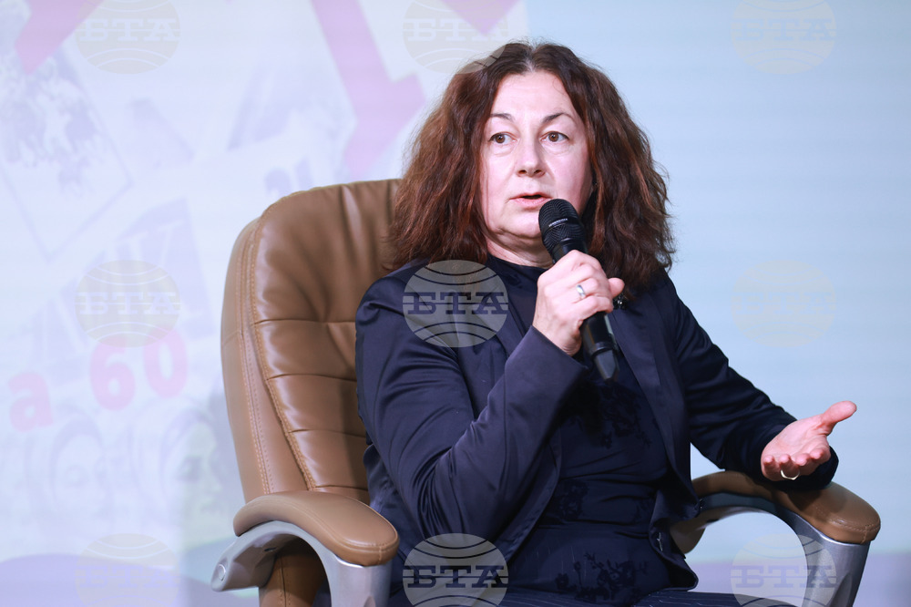 Директорът на Националната библиотека „Св. св. Кирил и Методий“ доц. д-р Калина Иванова присъства на представянето на януарския ЛИК, посветен на 60-годишнината от излизането на първия брой на списанието в БТА