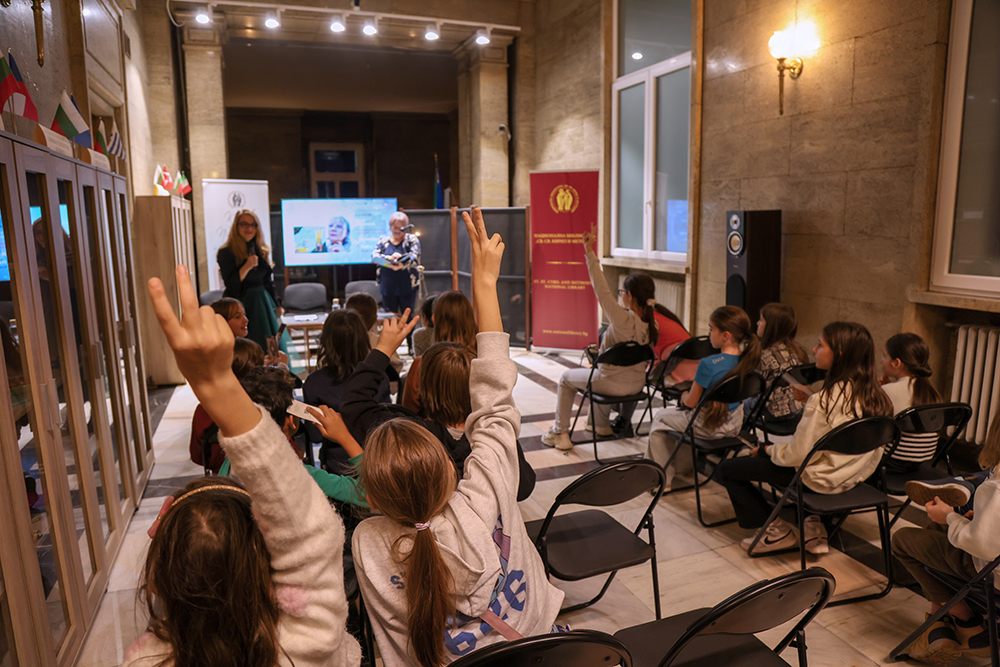 Клуб „Писмена“ представи „Ропотами в Ропотамо и други речни същества“ от Юлия Дивизиева