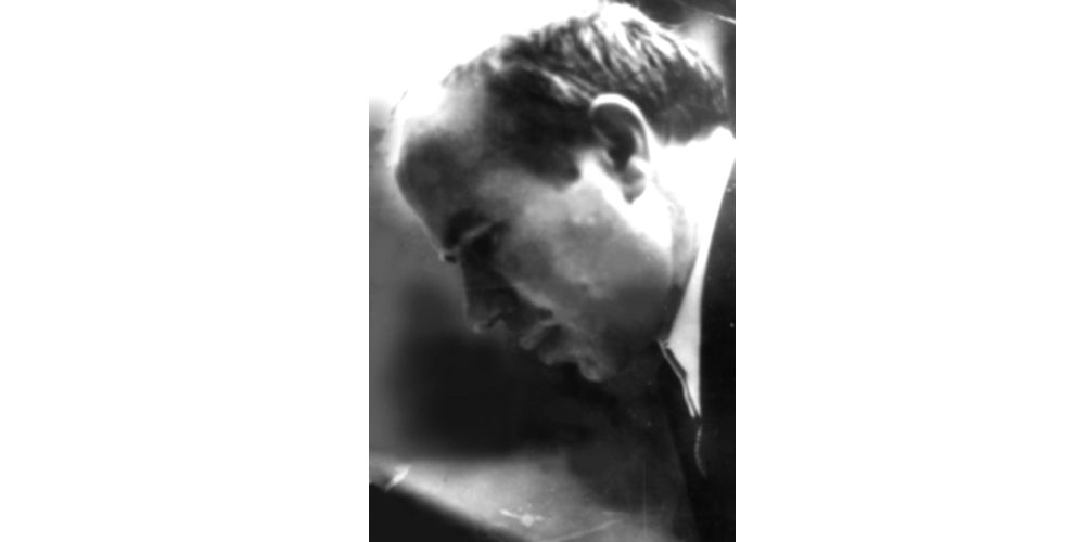 Националната библиотека „Св. св. Кирил и Методий“ и Университетът по библиотекознание и информационни технологии представят съвместна експозиция, посветена на делото на проф. Милен Куманов