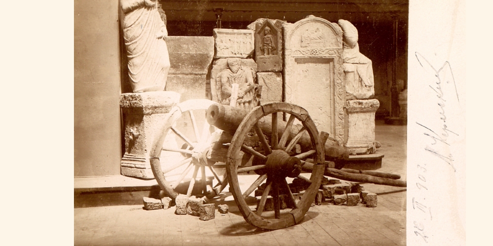 Изложба „За свободата на един народ“, посветена на 150-годишнината от избухването на Априлското въстание. Съвместна изложба с Държавна агенция „Архиви“